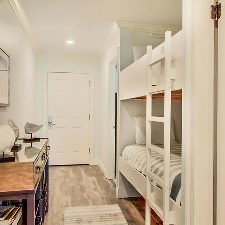 10 A, One Bedroom Condo 德斯廷 外观 照片